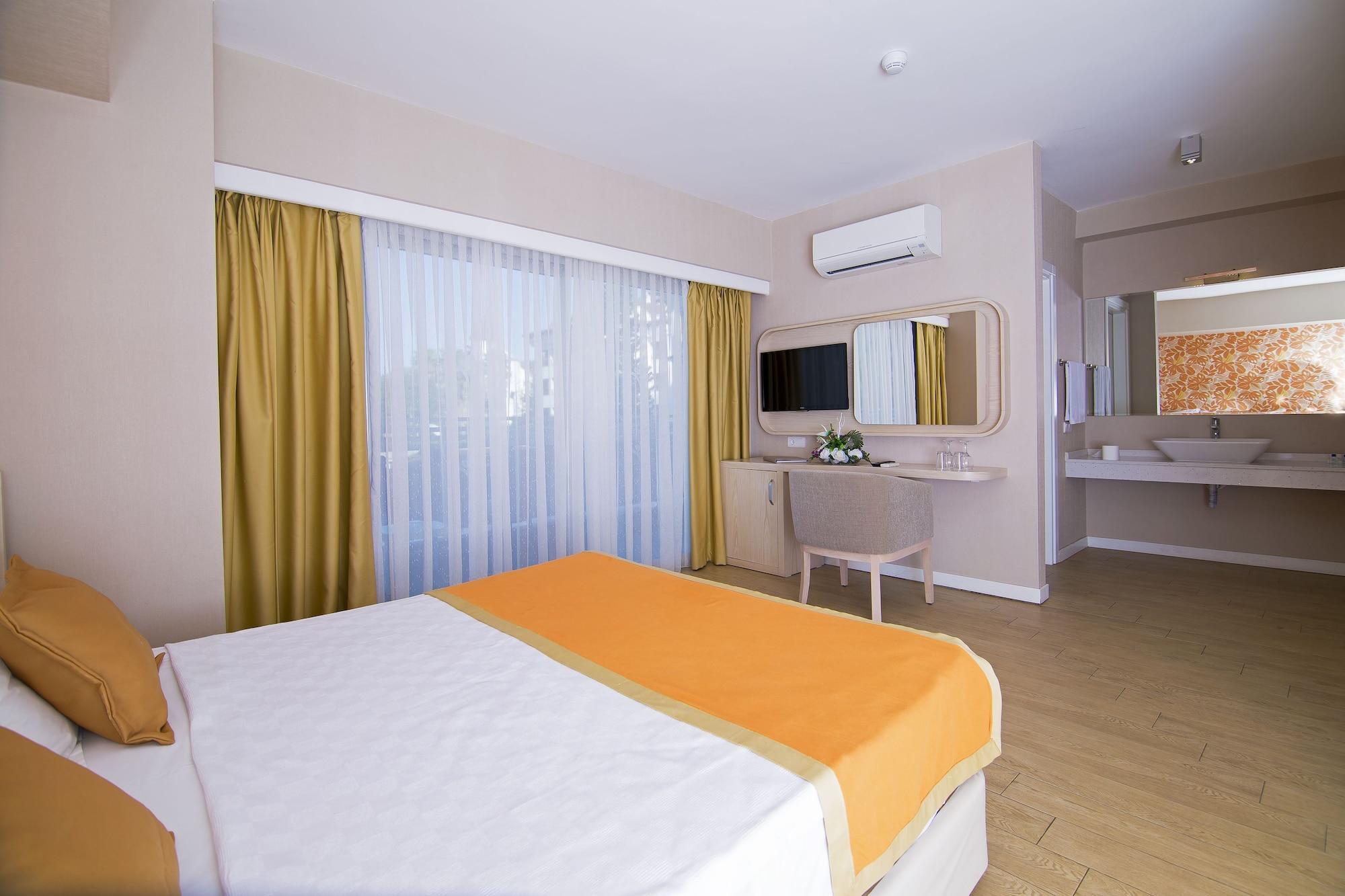 Mirage World Hotel İçmeler Exteriör bild
