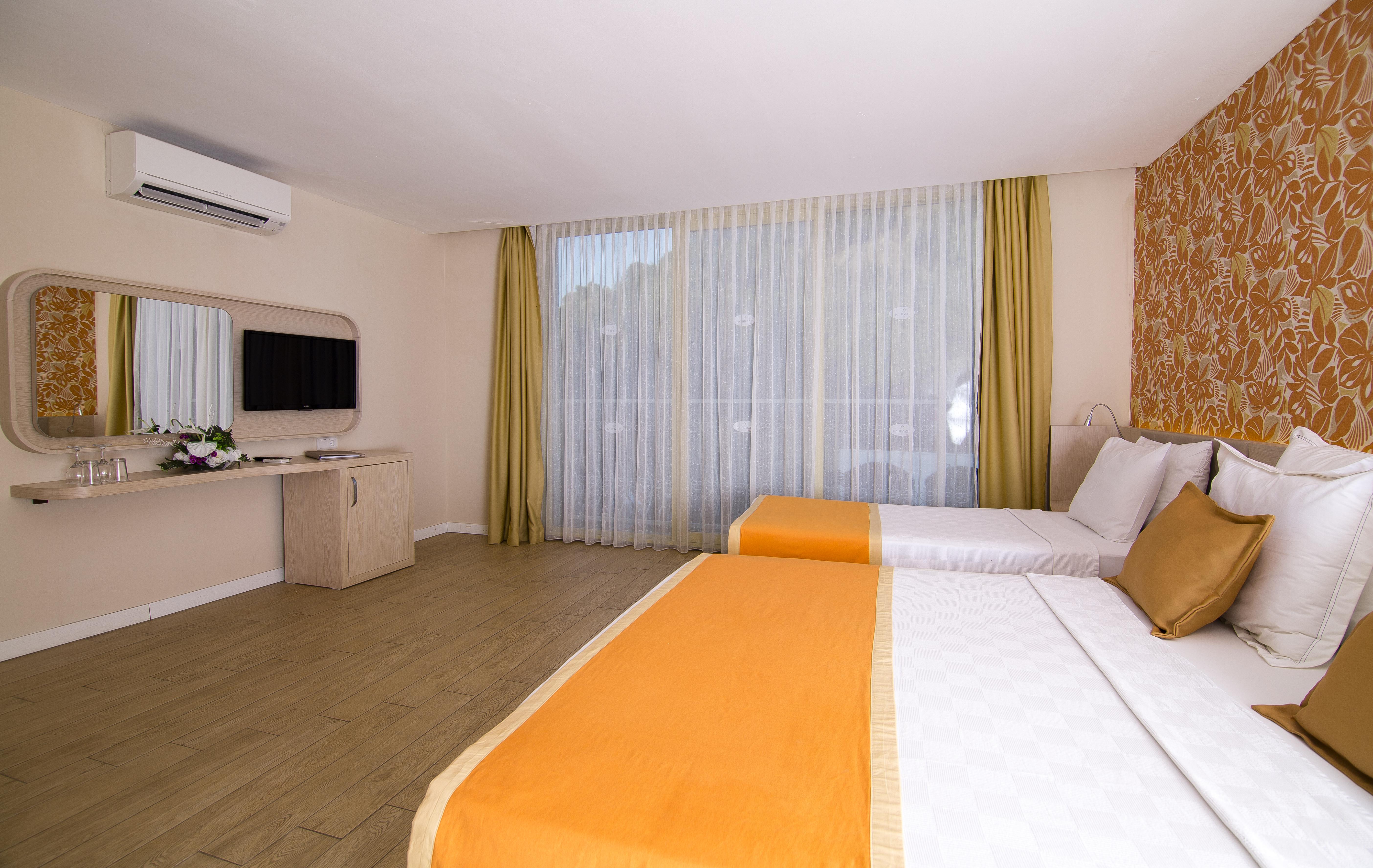 Mirage World Hotel İçmeler Exteriör bild