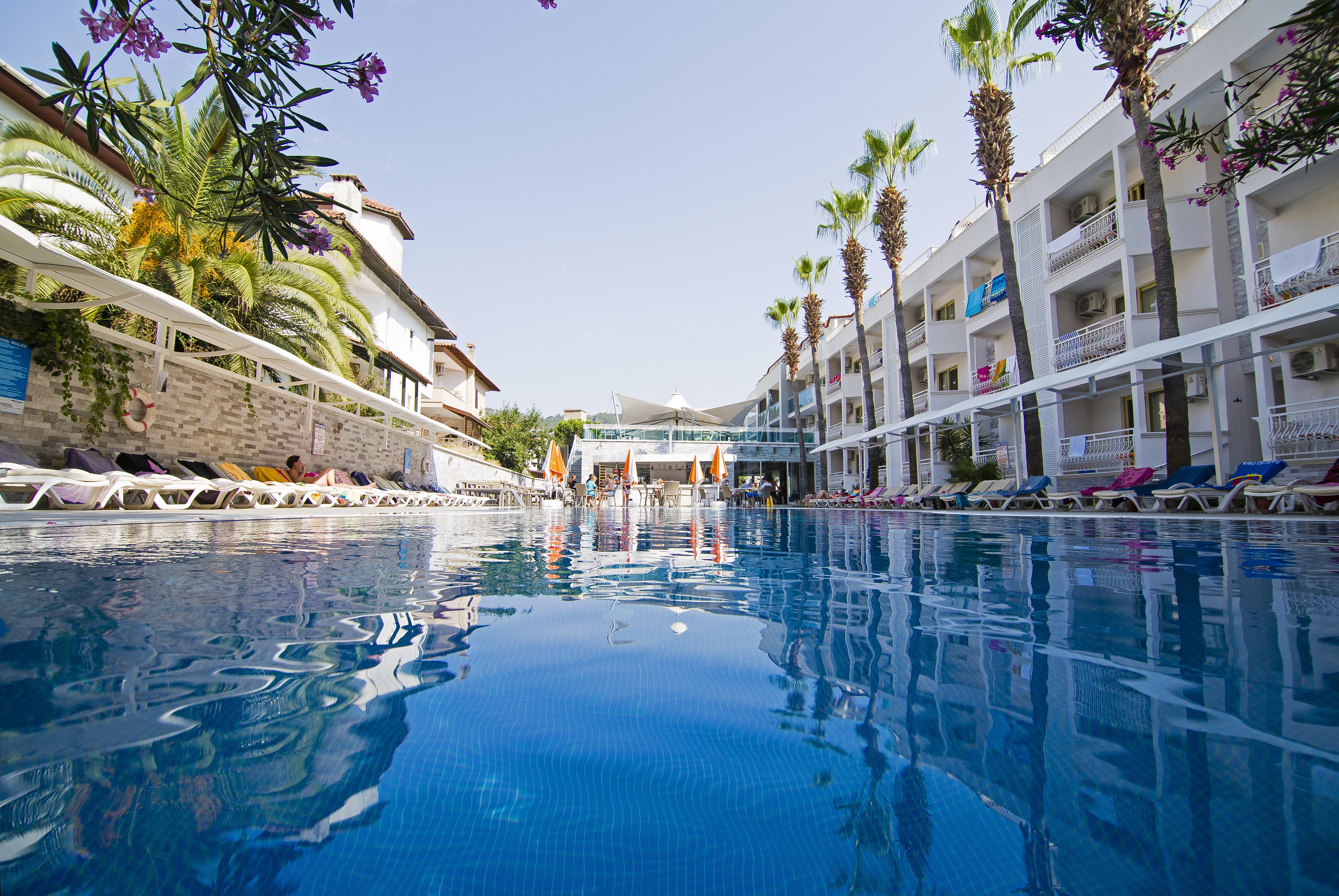 Mirage World Hotel İçmeler Exteriör bild