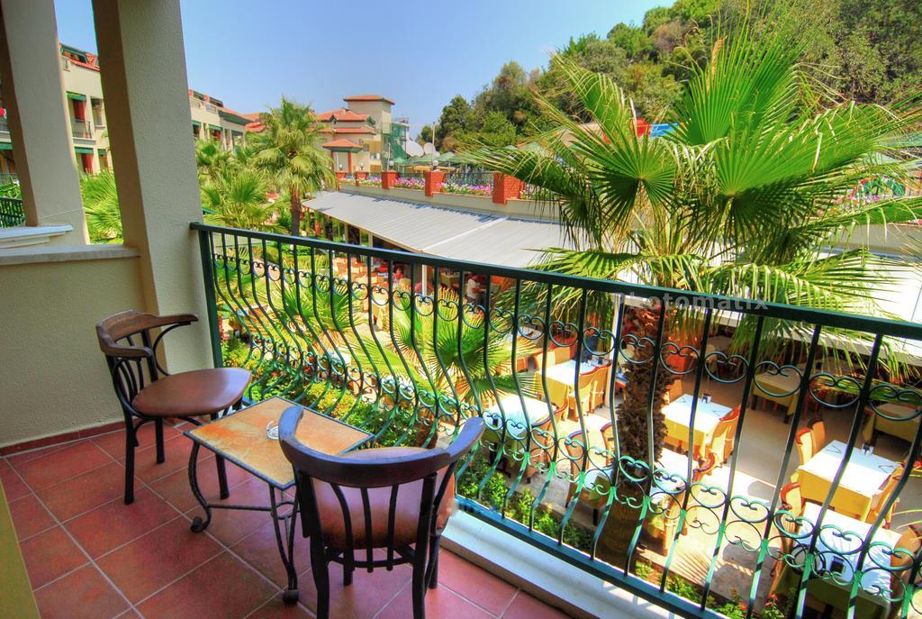 Mirage World Hotel İçmeler Exteriör bild